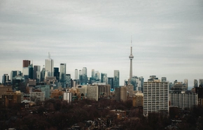 S’expatrier à Toronto : Le pari gagnant d’Hugues en PVT ...